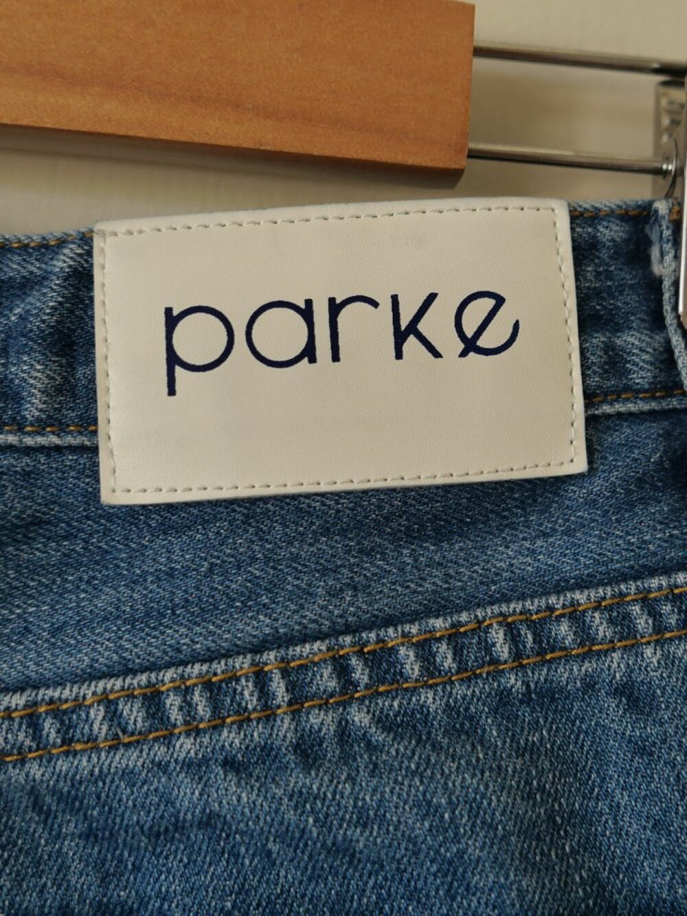 Parke Classic Straight Jean Size 25 - Picture 3 of 4